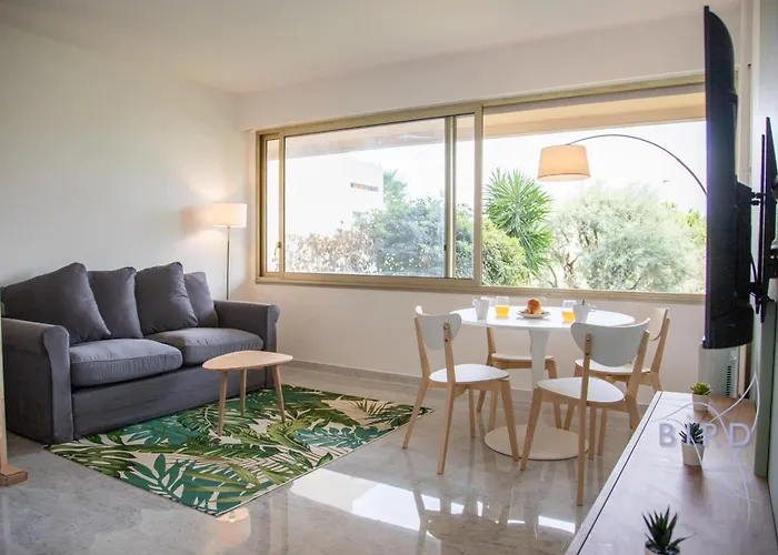 公寓 Flat With Hot Pool *