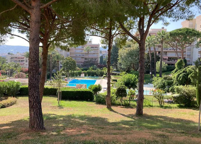 公寓 Flat With Hot Pool