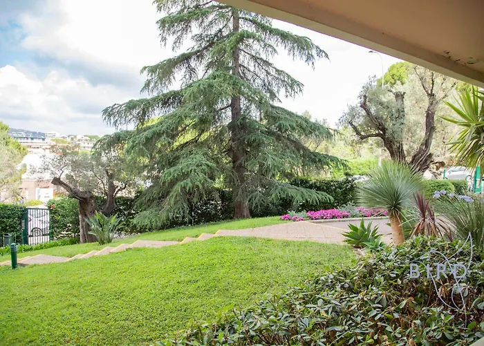 Flat With Hot Pool * 胡安莱潘