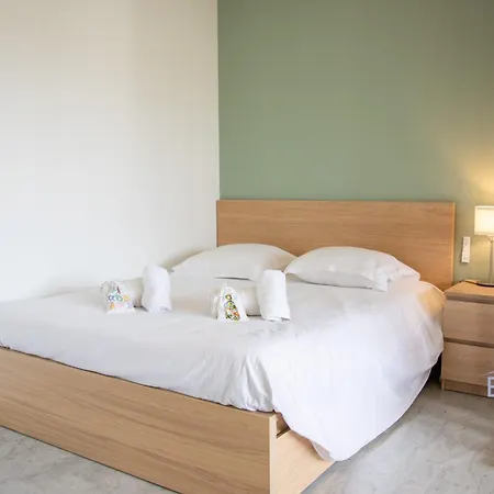 Flat With Hot Pool Apartment